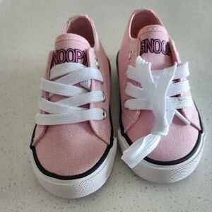 Kids PEANUTS Pink Canvas Shoes